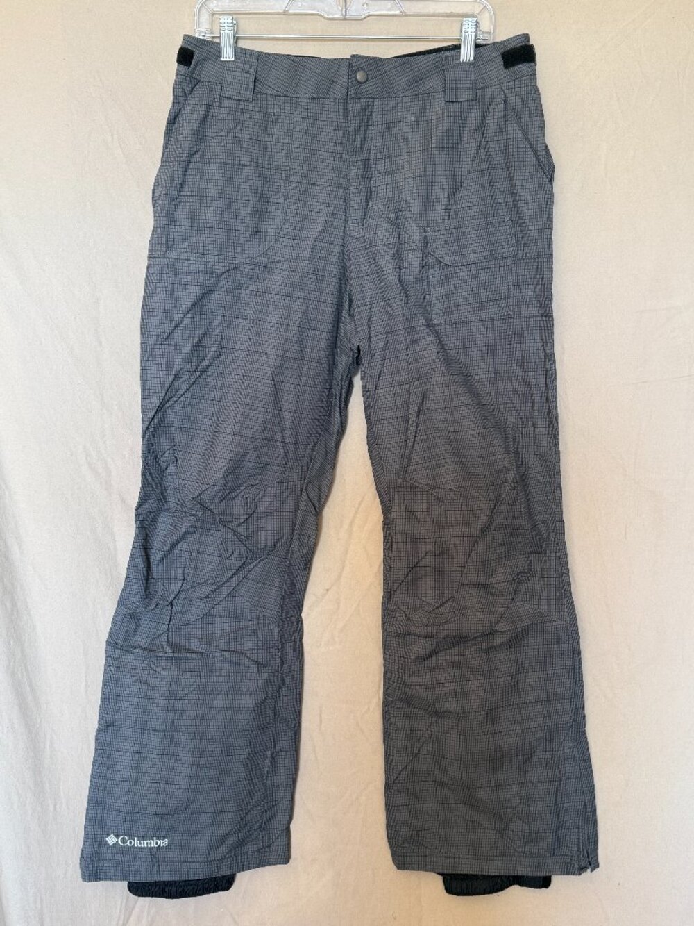 • Gray Grid Plaid Waterproof Snowboard Ski Pants Women’s Medium Regular